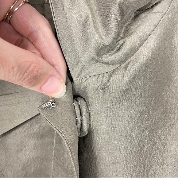 Magaschoni Collection | Taupe Brown Short Puff Sleeve Snap Button Cropped Jacket - Picture 7 of 9